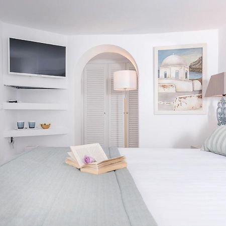 Aqua Mare Luxury Suites Imerovigli  Bagian luar foto