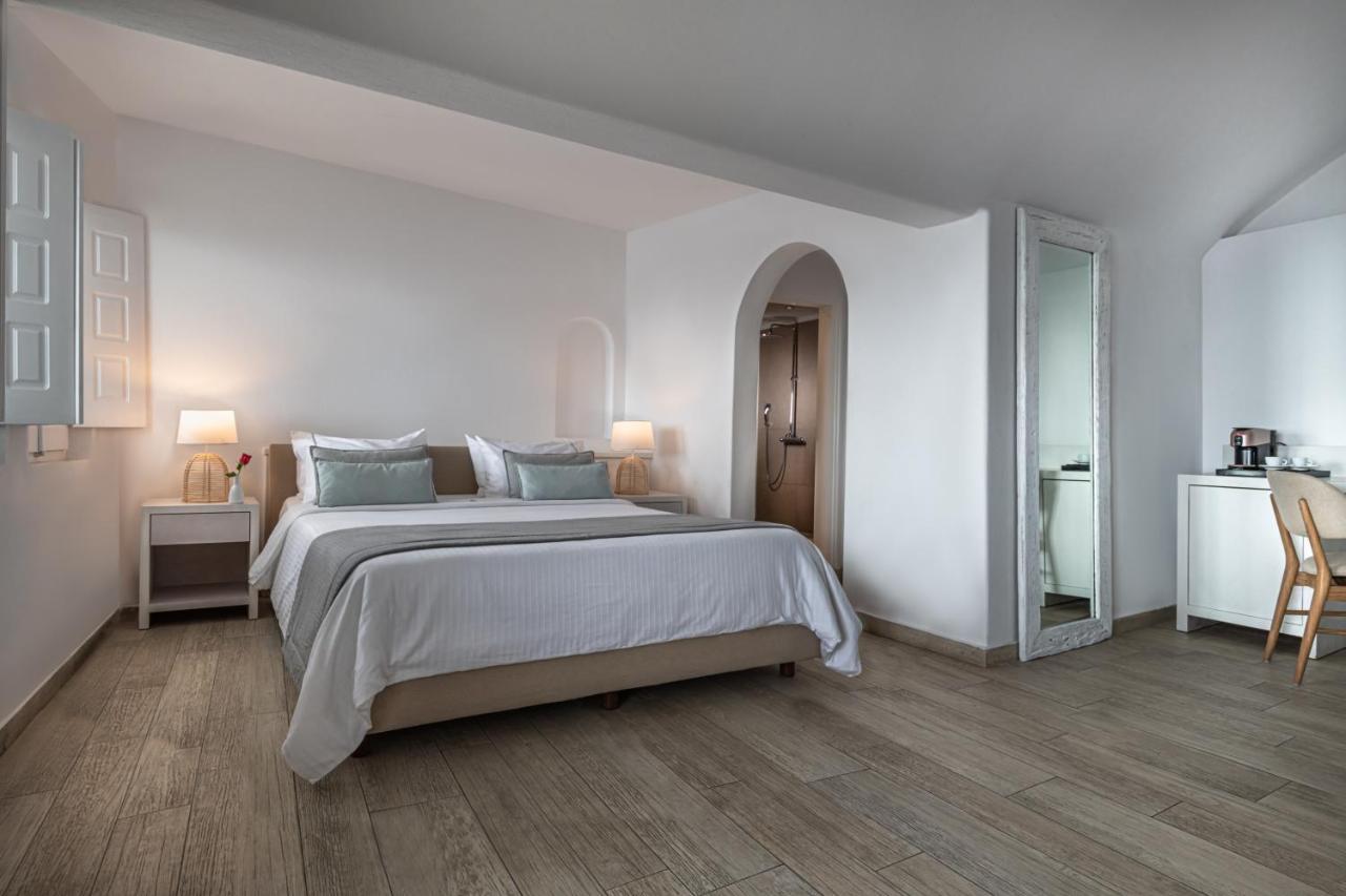 Aqua Mare Luxury Suites Imerovigli  Bagian luar foto