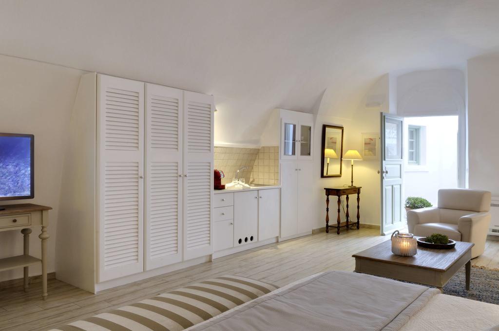 Aqua Mare Luxury Suites Imerovigli  Bagian luar foto